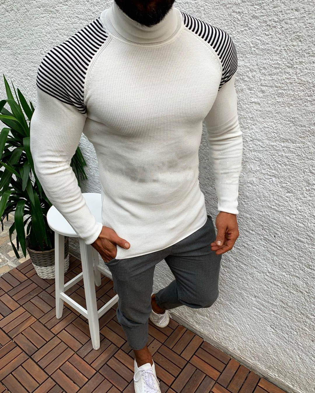 Long sleeve pullover turtleneck sweater