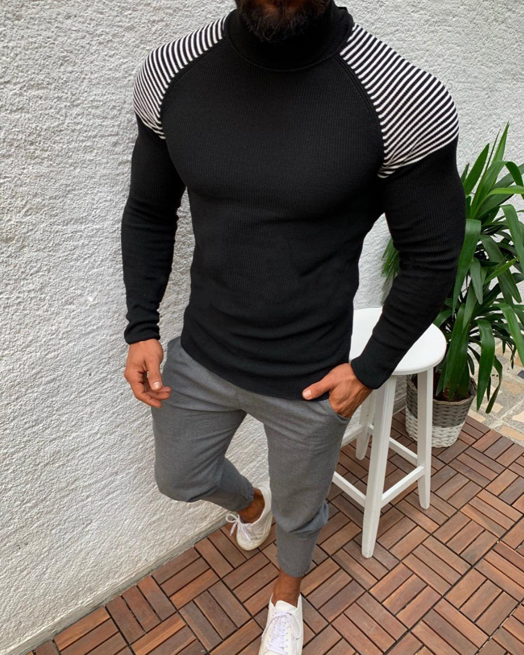 Long sleeve pullover turtleneck sweater