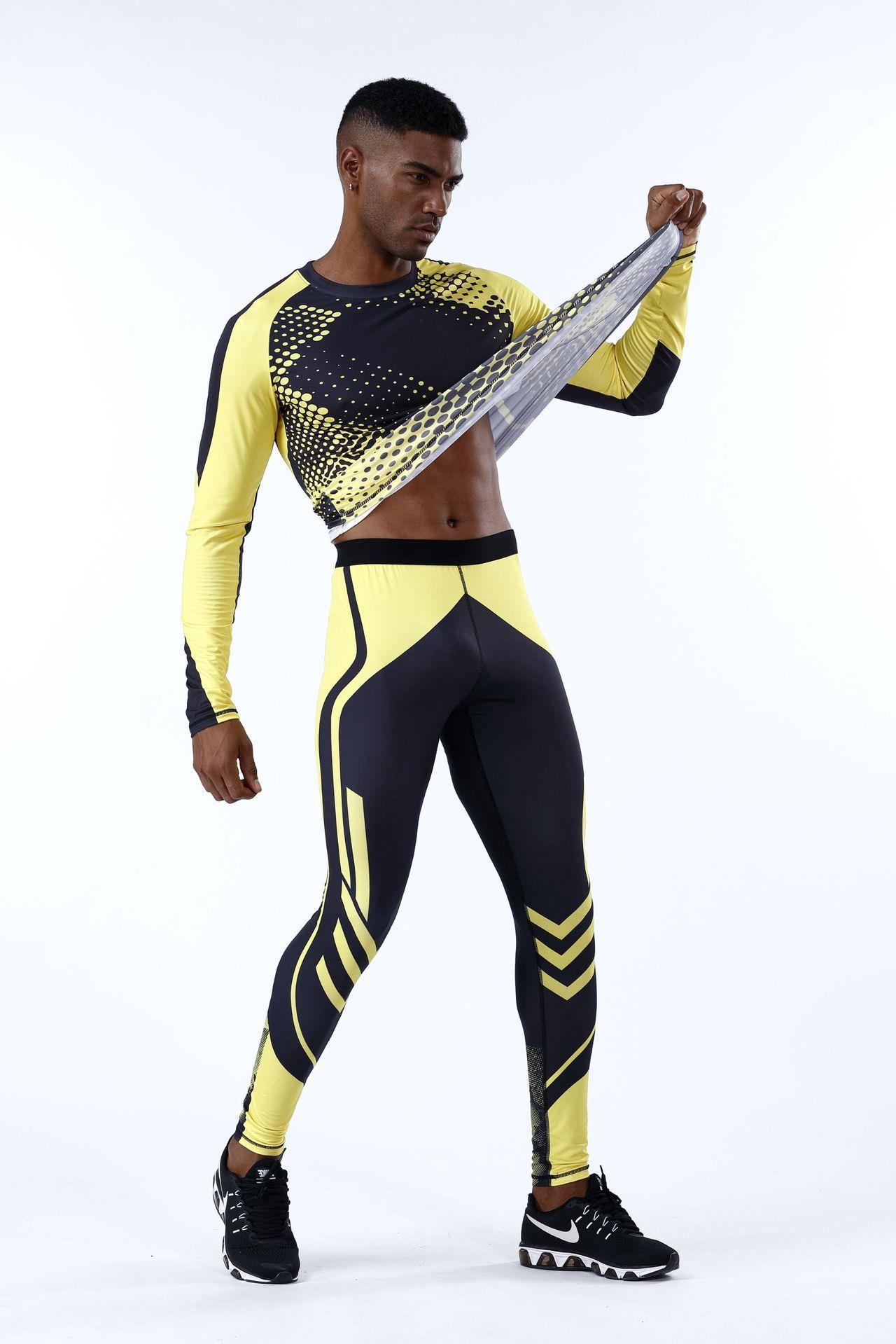 Spoted Gym Suit With Self Variation